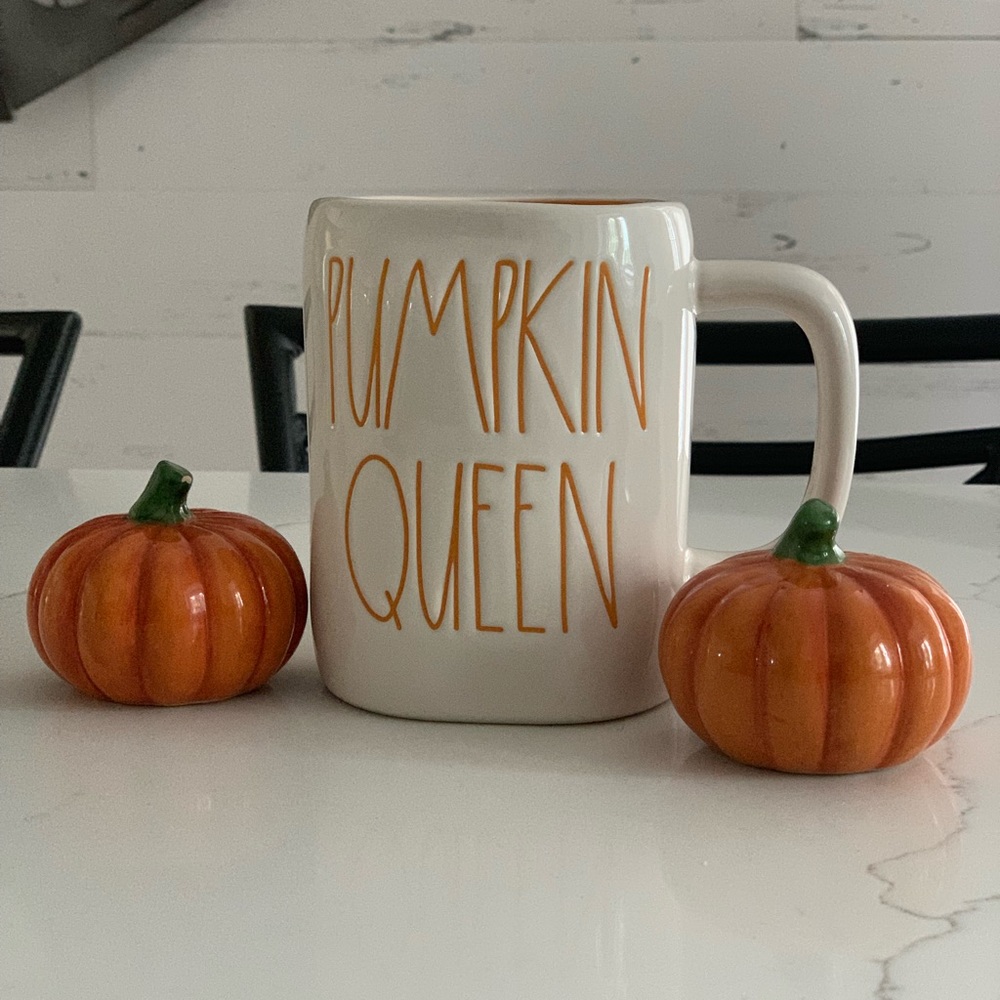 Rae Dunn PUMPKIN QUEEN Mug